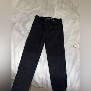 AE Moto style skinny pants
